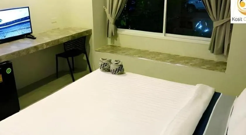 Bed in Kosit One Hotel