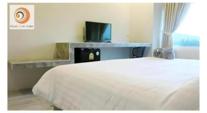 Bed in Kosit One Hotel