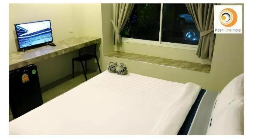 Bed in Kosit One Hotel