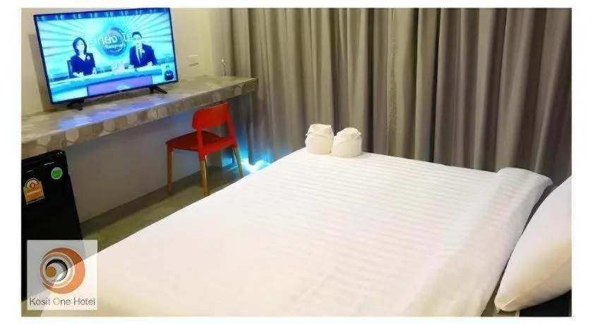 Bed in Kosit One Hotel