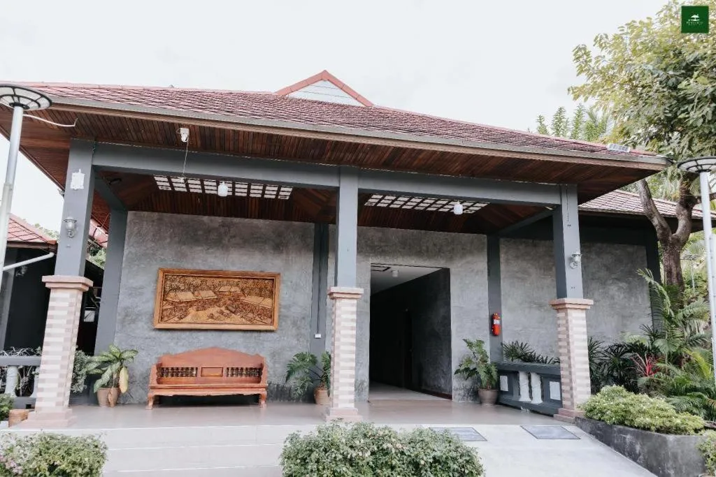 Pingview Villa Resort