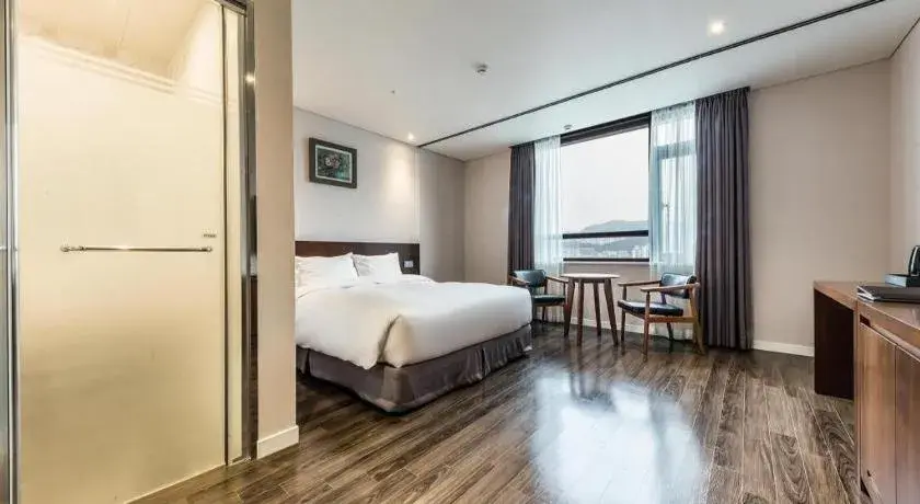 Bed in CS Premier Hotel Bed in CS Premier Hotel