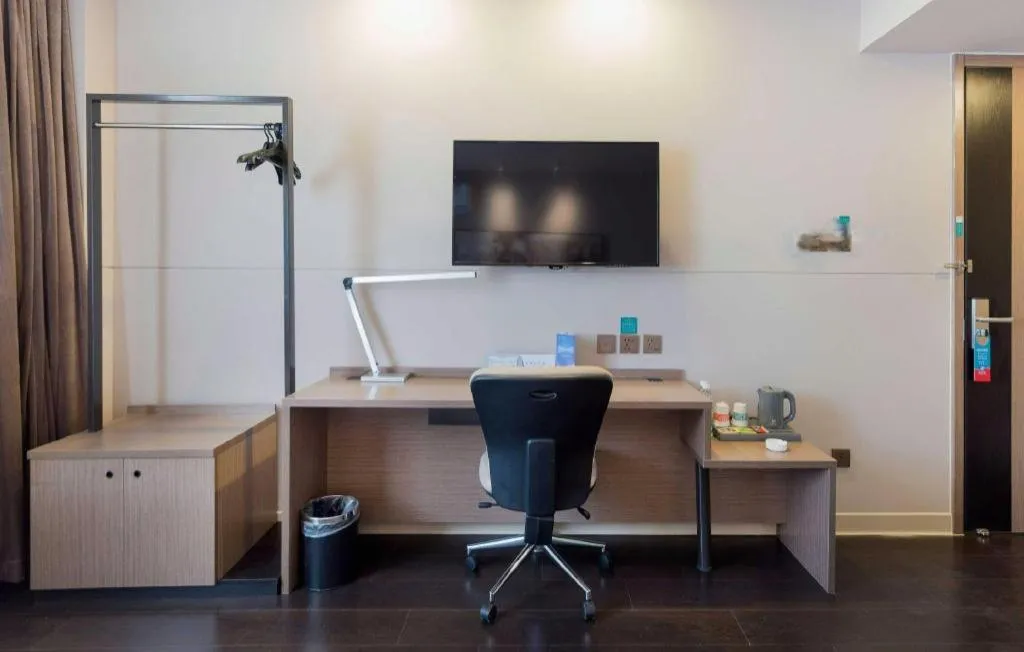 Jinjiang Inn Select Shenyang Tawan Xingshun Night Market Metro Station