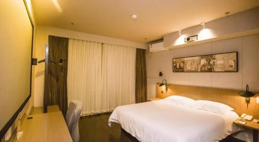 Bed in Jinjiang Inn Select Shenyang Tawan Xingshun Night Market Metro Station Bed in Jinjiang Inn Select Shenyang Tawan Xingshun Night Market Metro Station