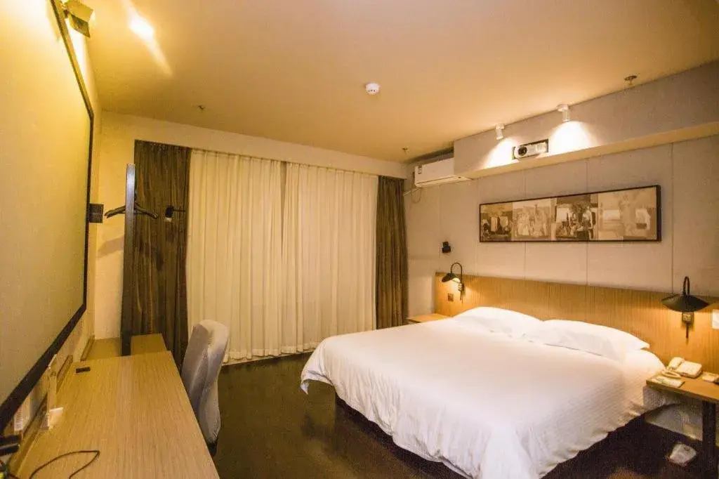 Bed in Jinjiang Inn Select Shenyang Tawan Xingshun Night Market Metro Station Bed in Jinjiang Inn Select Shenyang Tawan Xingshun Night Market Metro Station