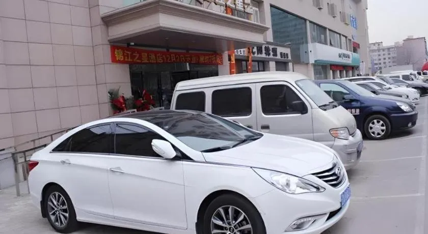 Jinjiang Inn Select Shenyang Tawan Xingshun Night Market Metro Station