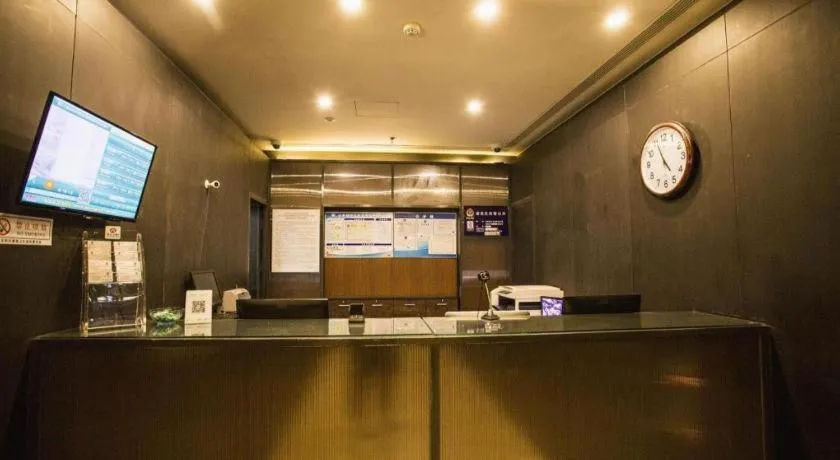 Jinjiang Inn Select Shenyang Tawan Xingshun Night Market Metro Station