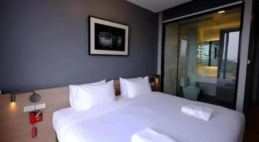 Bed in R Photo Hotel Bed in R Photo Hotel