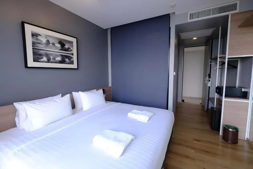 Bed in R Photo Hotel Bed in R Photo Hotel