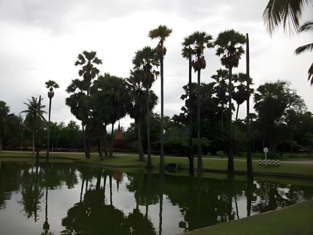 Wake Up at Muang Kao Boutique Hotel