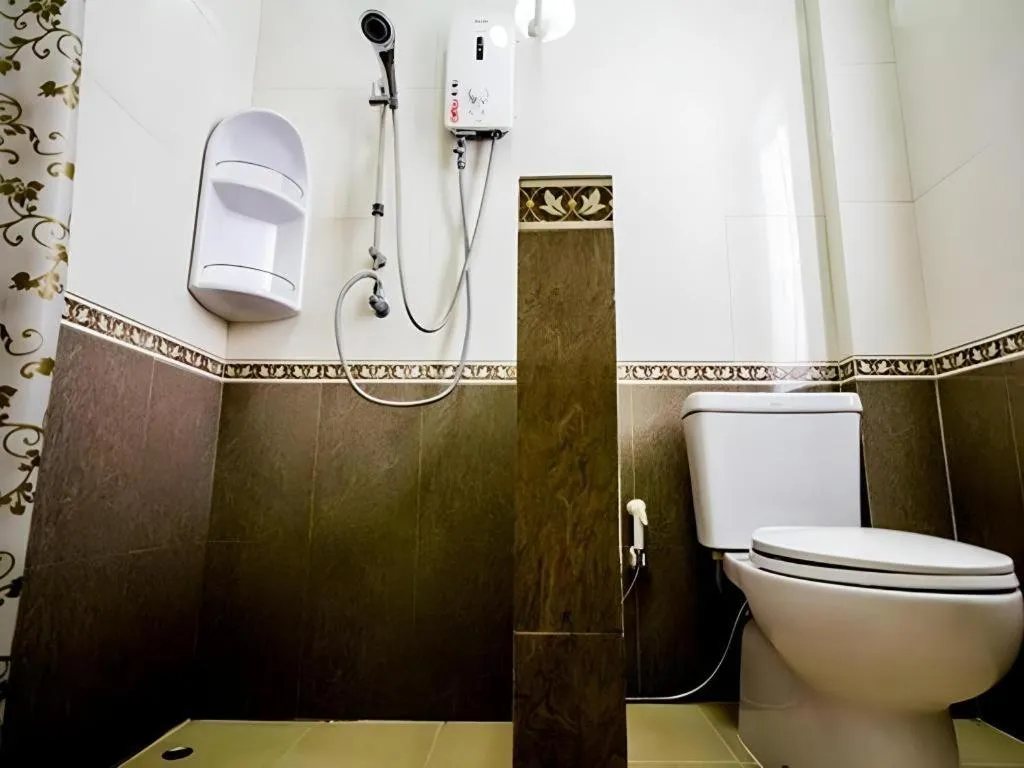 Wake Up at Muang Kao Boutique Hotel