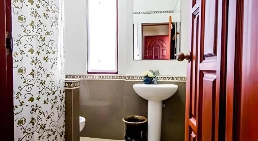 Wake Up at Muang Kao Boutique Hotel