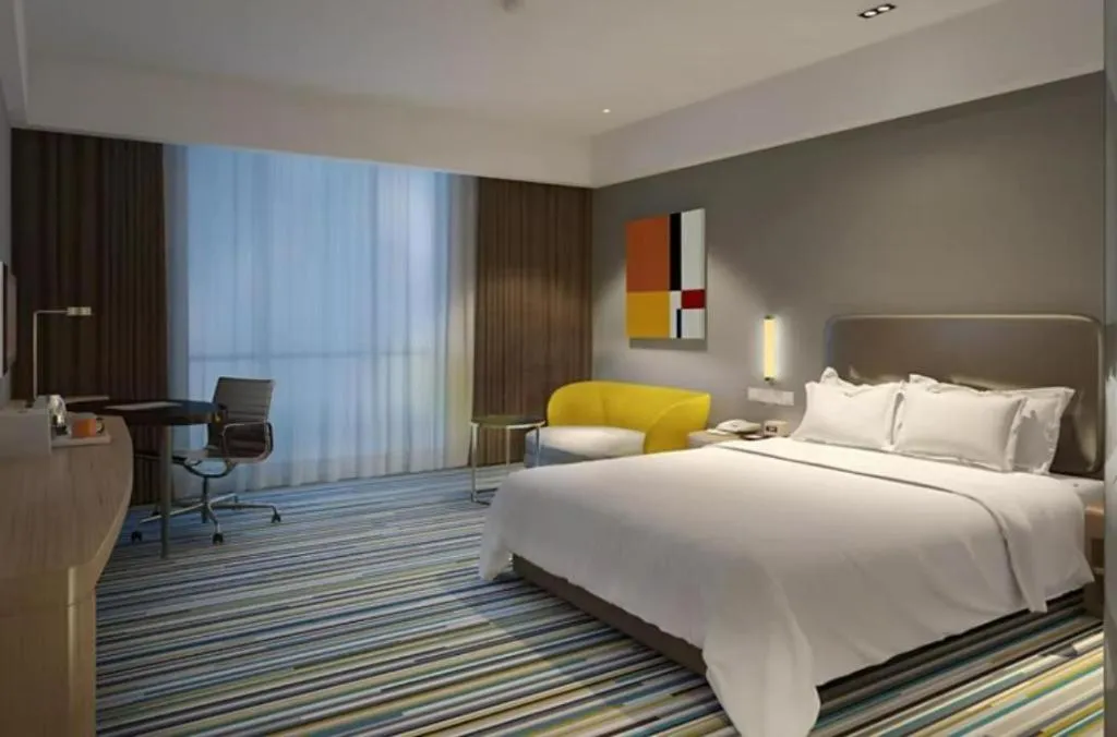 Bed in Holiday Inn Express Zhangye By IHG