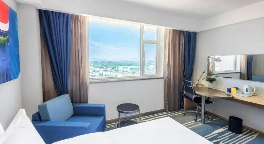 Bed in Holiday Inn Express Zhangye By IHG