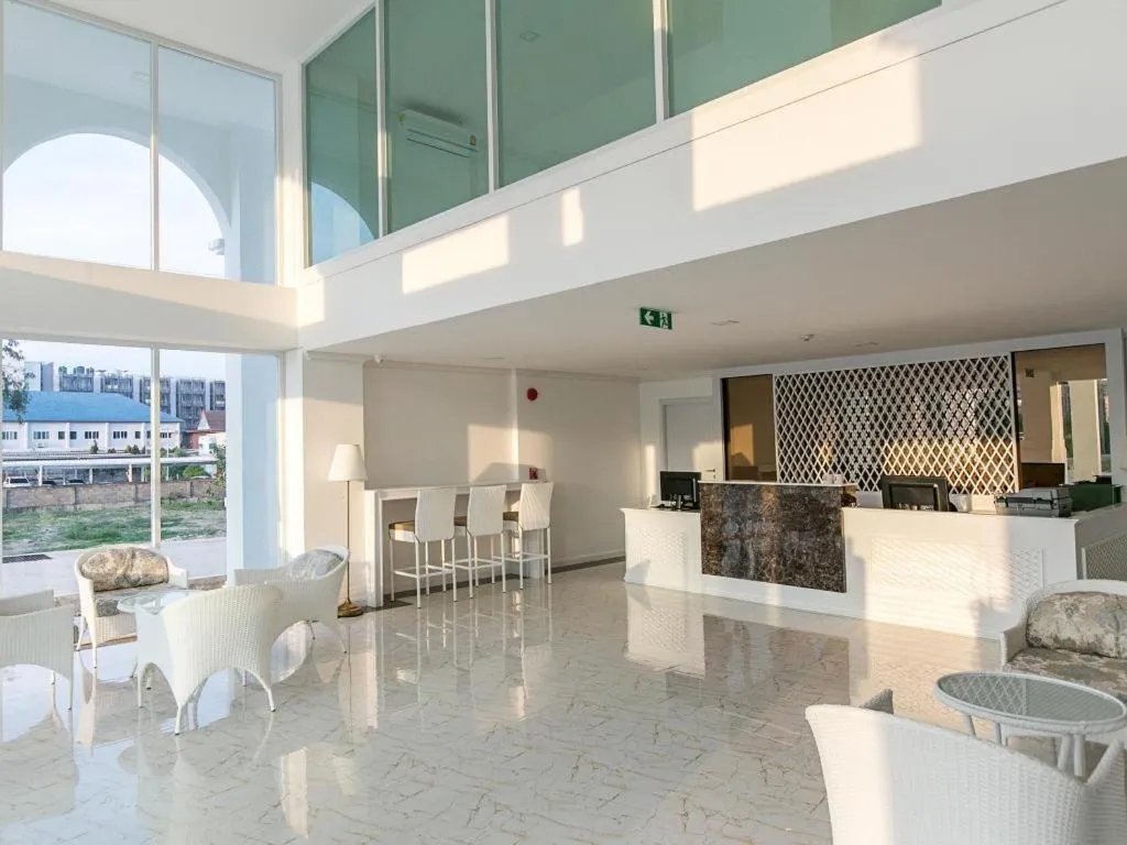 B2 Hua Hin Premier Hotel