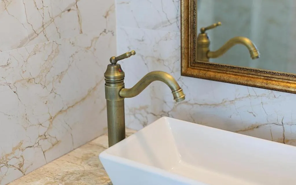 B2 Hua Hin Premier Hotel