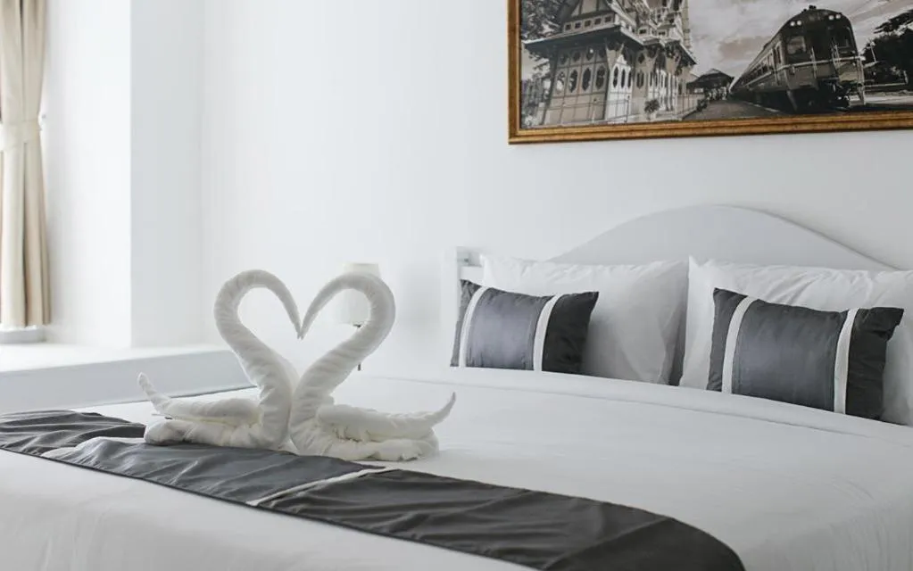 Bed in B2 Hua Hin Premier Hotel