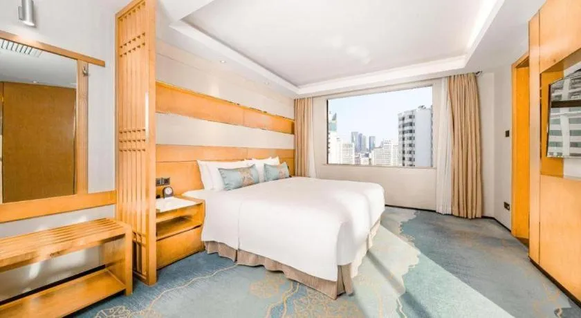 Bed in Horizon Hotel