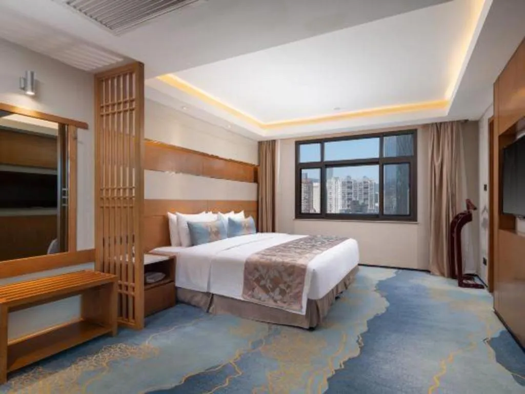 Bed in Horizon Hotel