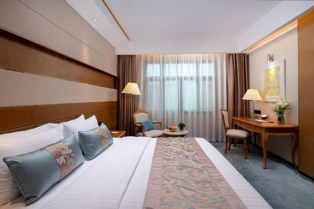 Bed in Horizon Hotel