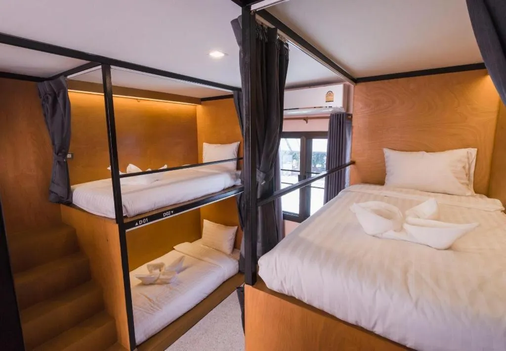 Bed in Le Light House & Hostel