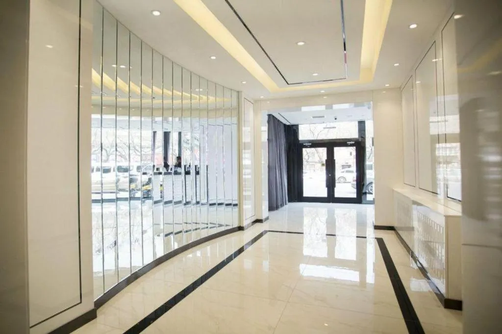 Xana Hotelle Beijing Qianmen Footbridge Metro Station