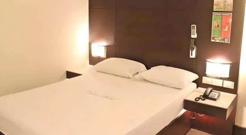 Bed in Vista Hotel Cubao Bed in Vista Hotel Cubao