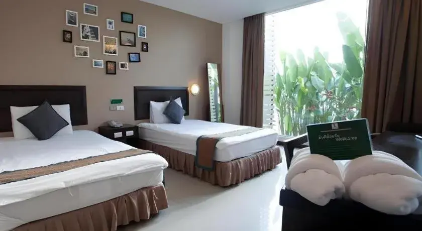 Bed in I Hotel Bed in I Hotel