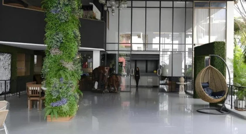 Town In Town Gardent Resort