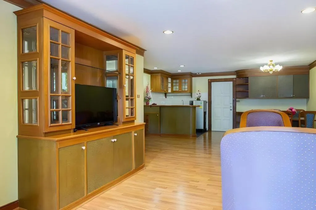 Town In Town Gardent Resort