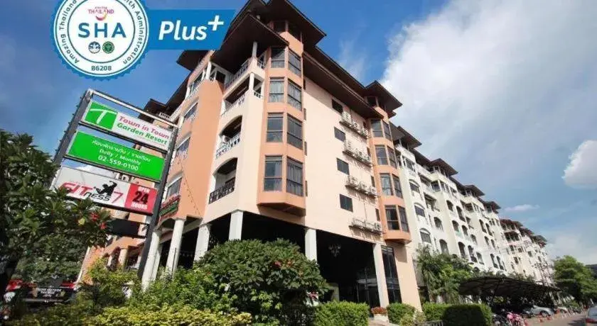 Town In Town Gardent Resort Town In Town Gardent Resort