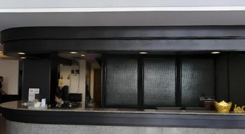 Town In Town Gardent Resort