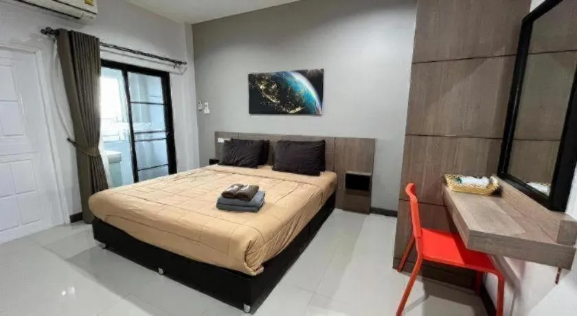 Bed in Tanban Mansion