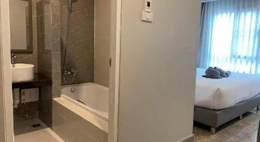 Bed in Tanban Mansion