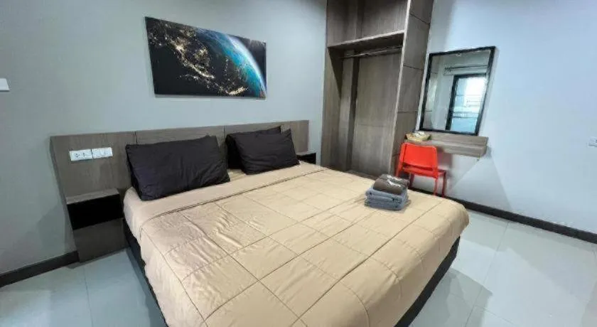 Bed in Tanban Mansion