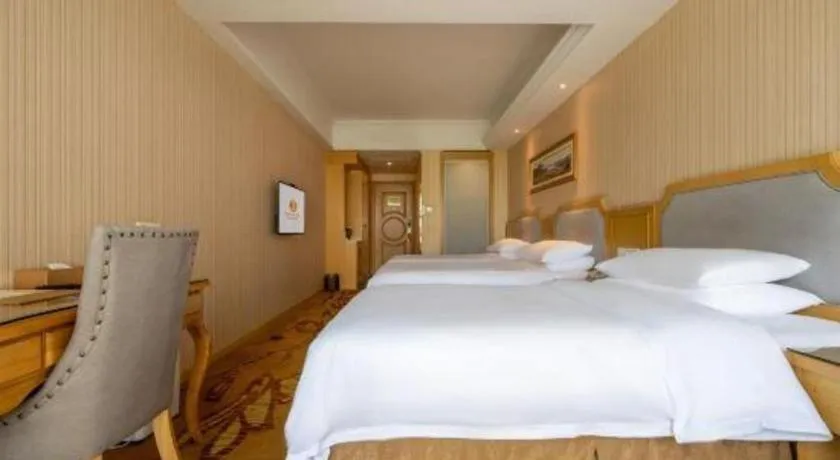 Bed in Vienna 3 Best Xiaoshan Qianjiang Century City