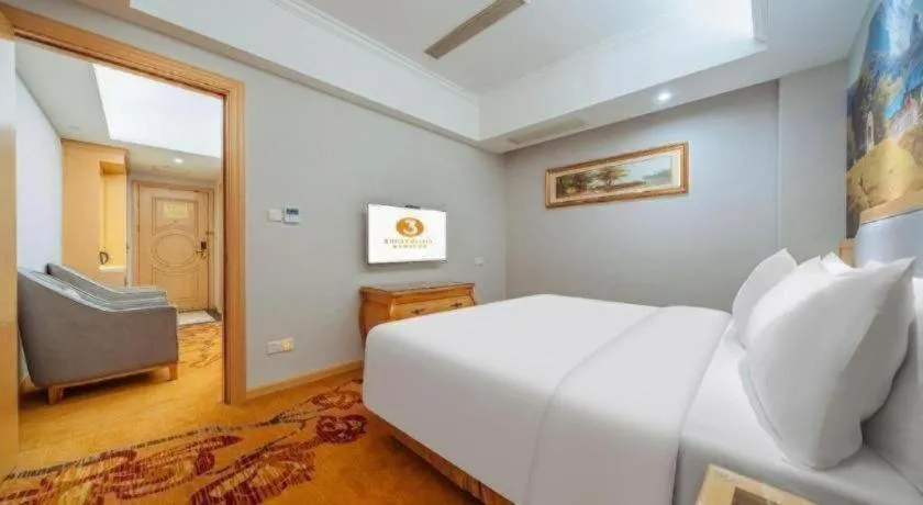 Bed in Vienna 3 Best Xiaoshan Qianjiang Century City