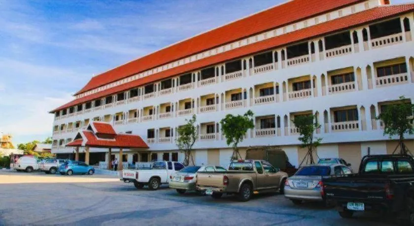 AmornSukhothai Hotel