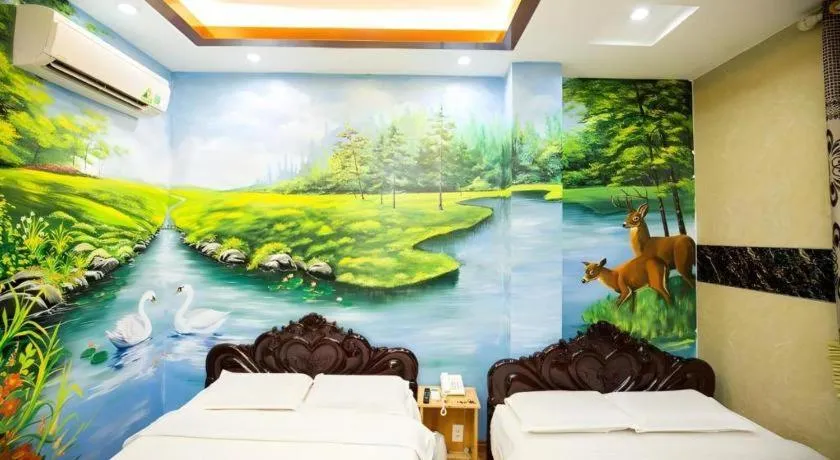 Bed in Phuong Linh Hotel