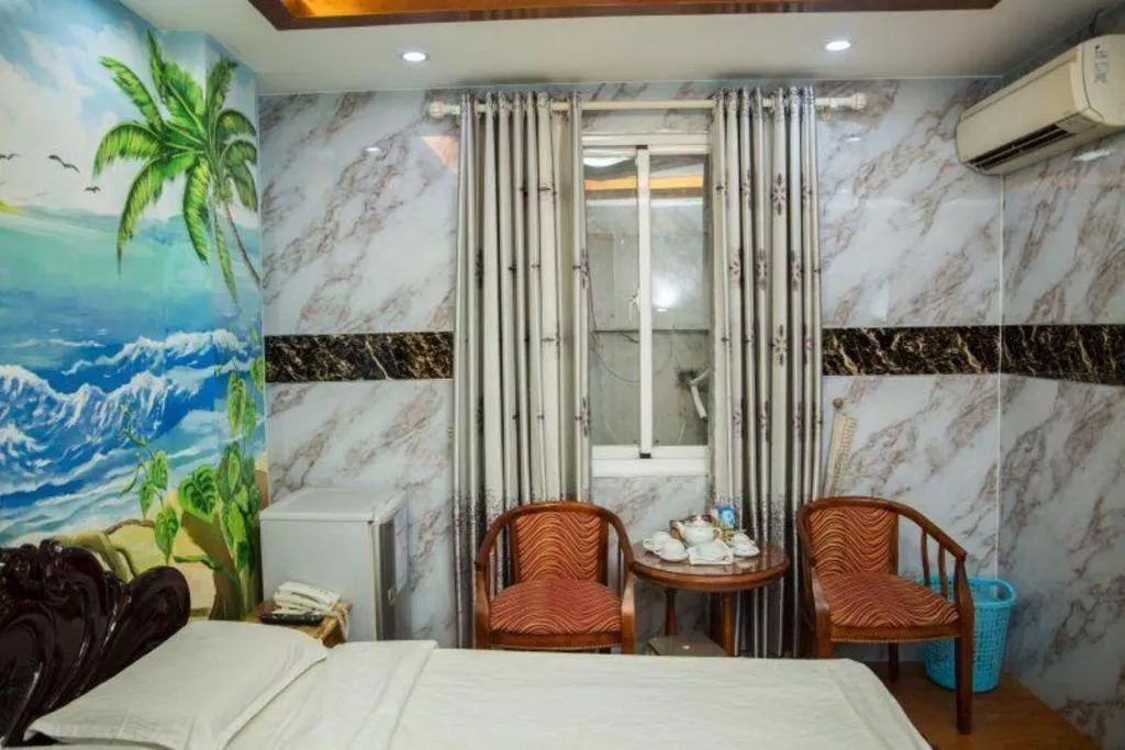 Bed in Phuong Linh Hotel