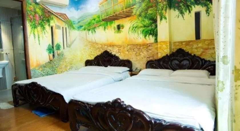 Bed in Phuong Linh Hotel