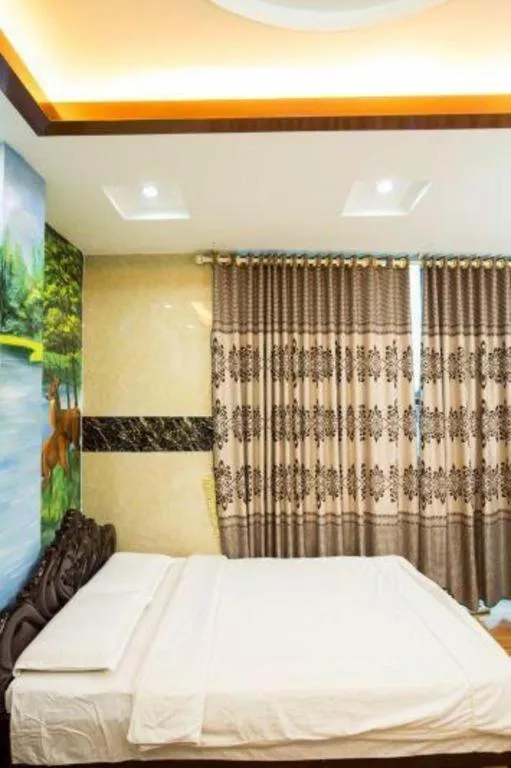 Bed in Phuong Linh Hotel