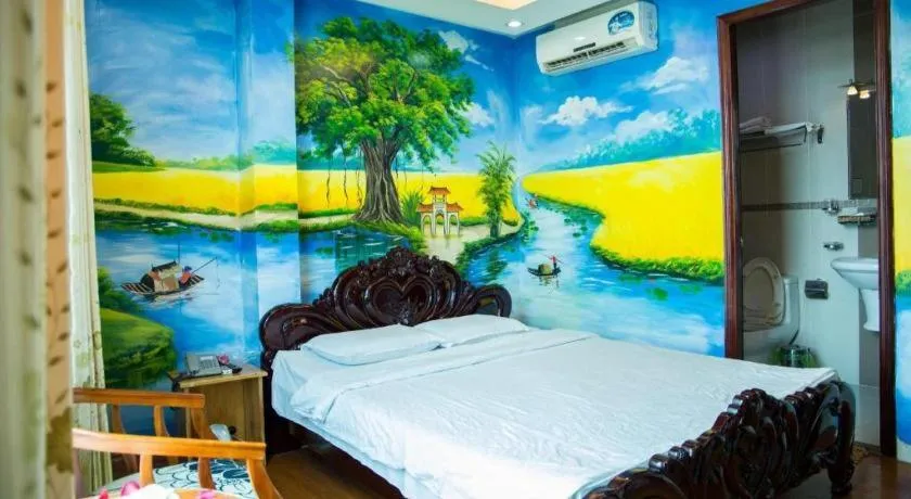 Bed in Phuong Linh Hotel