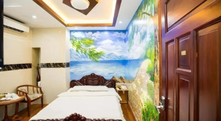 Bed in Phuong Linh Hotel