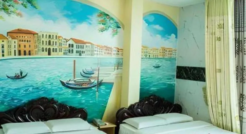 Bed in Phuong Linh Hotel