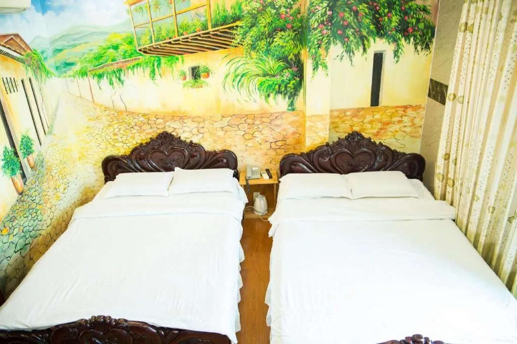 Bed in Phuong Linh Hotel