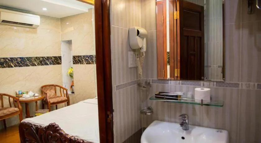 Bed in Phuong Linh Hotel