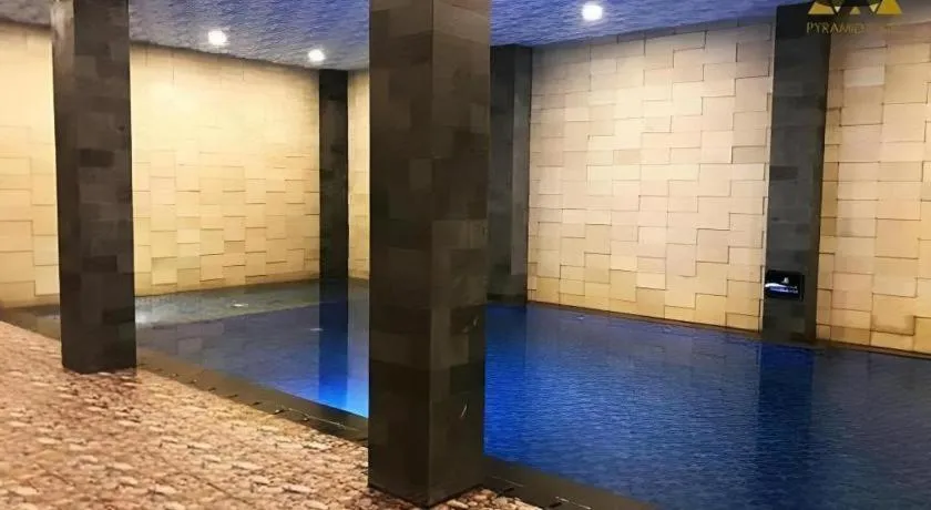 pyramid suites Hotel