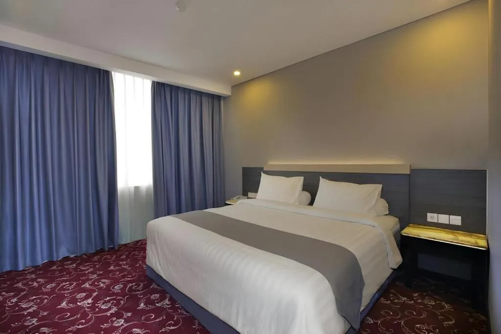 Bed in pyramid suites Hotel