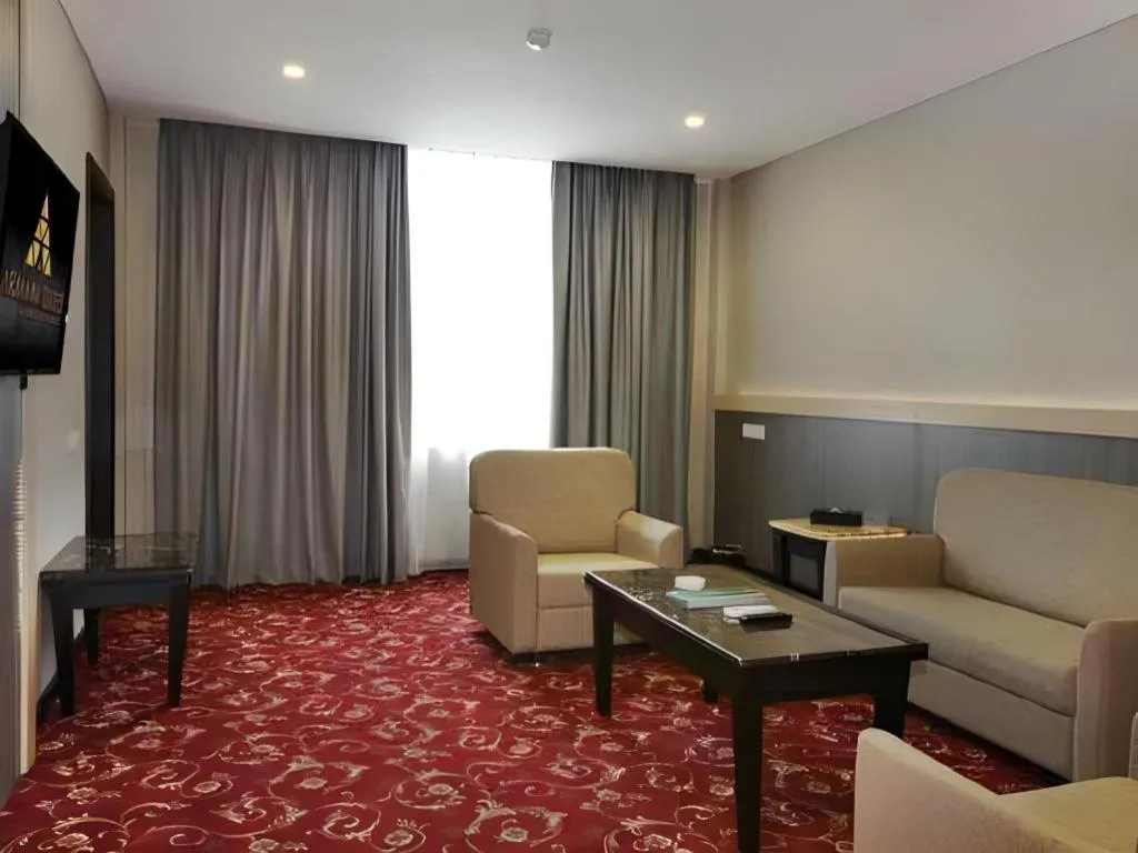 pyramid suites Hotel